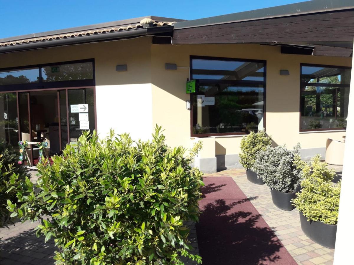 Koko Hotel Lido Di Savio Eksteriør billede